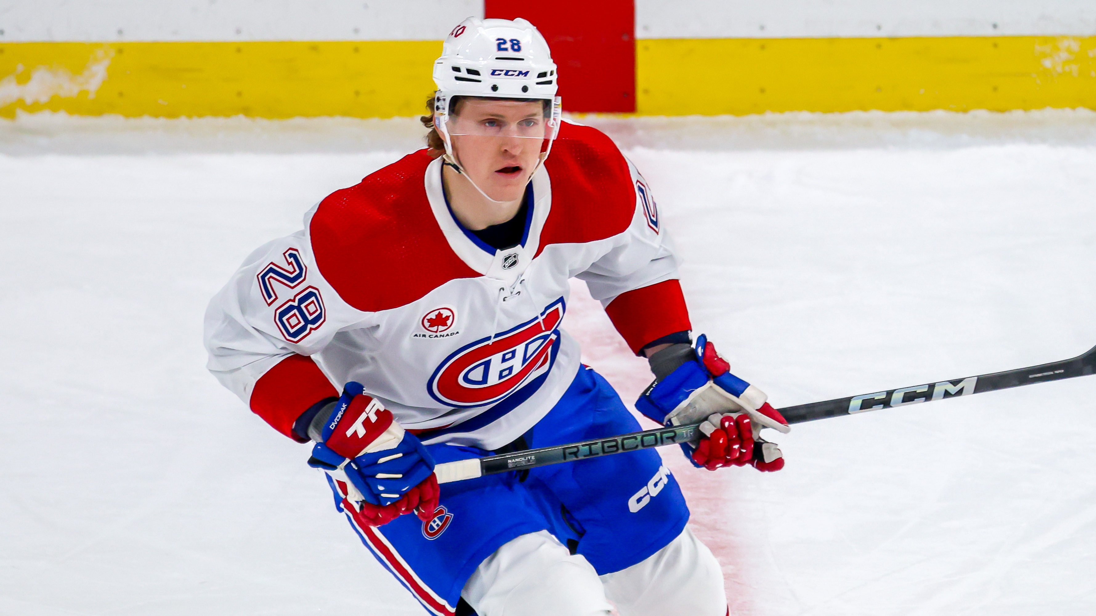Christian Dvorak Signs One-Year Deal With Philadelphia Flyers