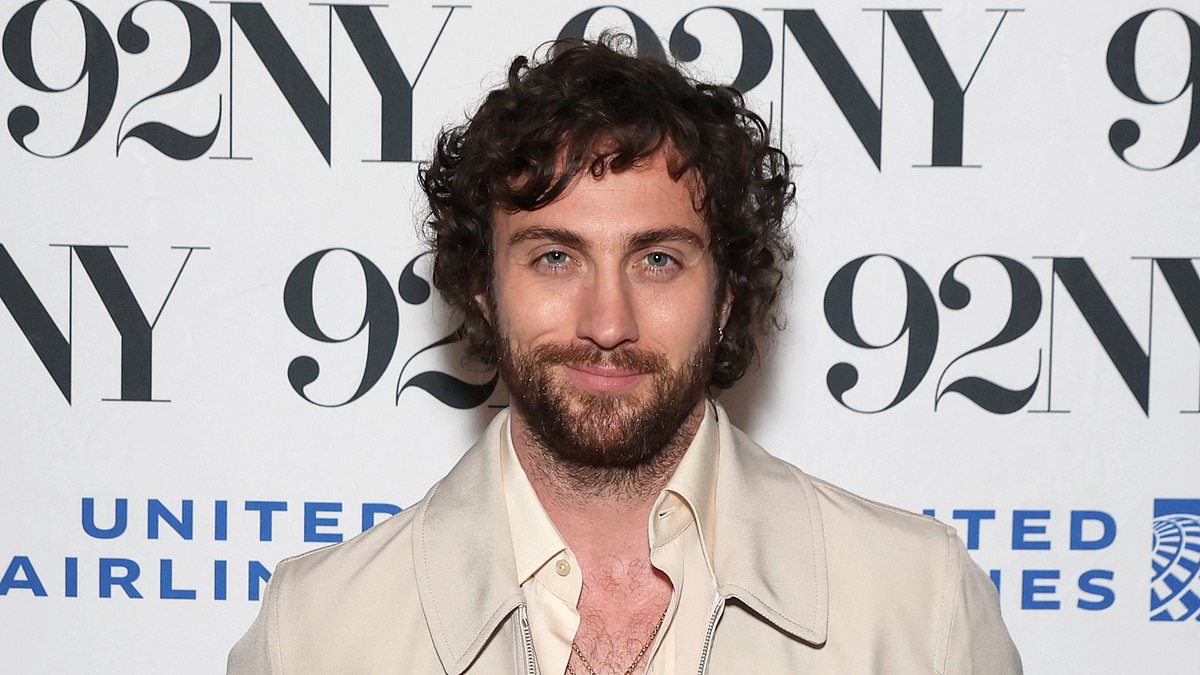 Aaron Taylor-Johnson And Jodie Comer Spark Interest With New Photo Shoot Aaron Taylor-Johnson And Jodie Comer Spark Interest With New Photo Shoot