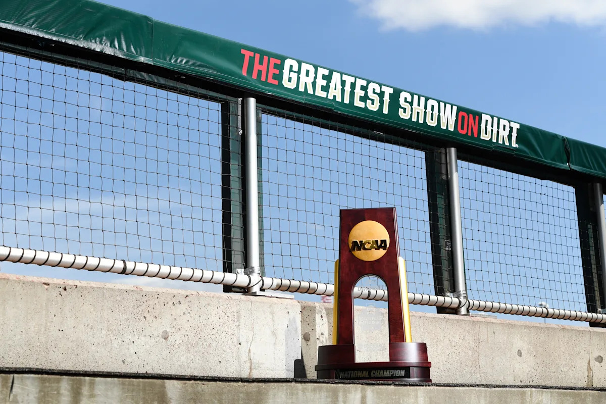 Arkansas And Murray State Fall In Men's College World Series 2025 Action