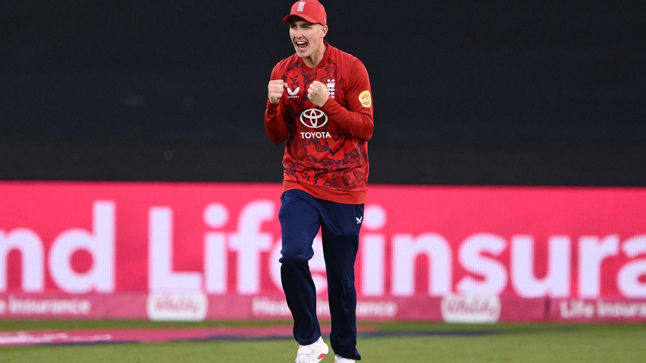 Brook Masters Windies With Impressive Switch-Hitting Display Brook Masters Windies With Impressive Switch-Hitting Display
