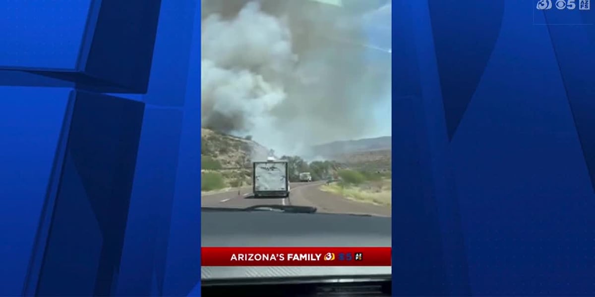 Brush Fire Rages South Of Payson, Near Beeline Highway Brush Fire Rages South Of Payson, Near Beeline Highway