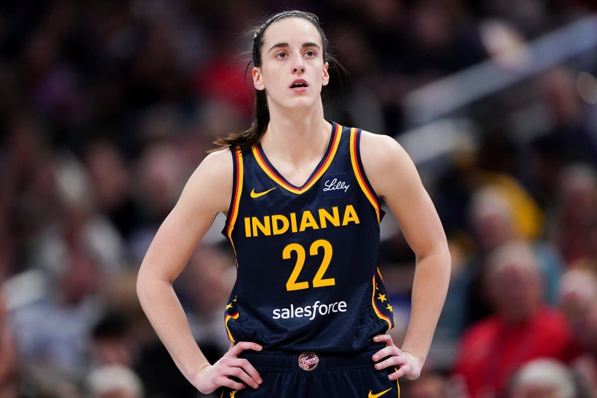 Caitlin Clark Receives Direct Feedback From Indiana Fever Teammate