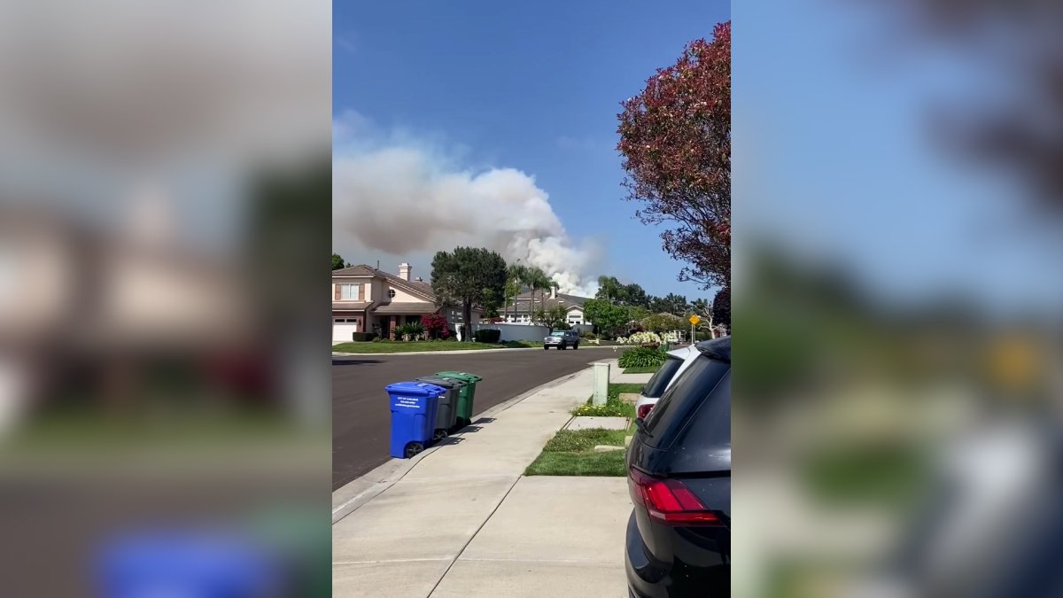 Carlsbad Brush Fire Under Control: Residents Allowed To Return Home Carlsbad Brush Fire Under Control: Residents Allowed To Return Home