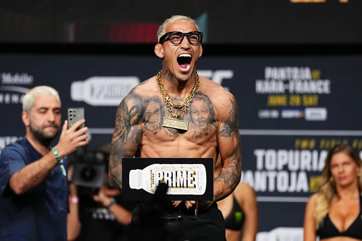 Charles Oliveira Vs. Rafael Fiziev Headlines UFC Rio