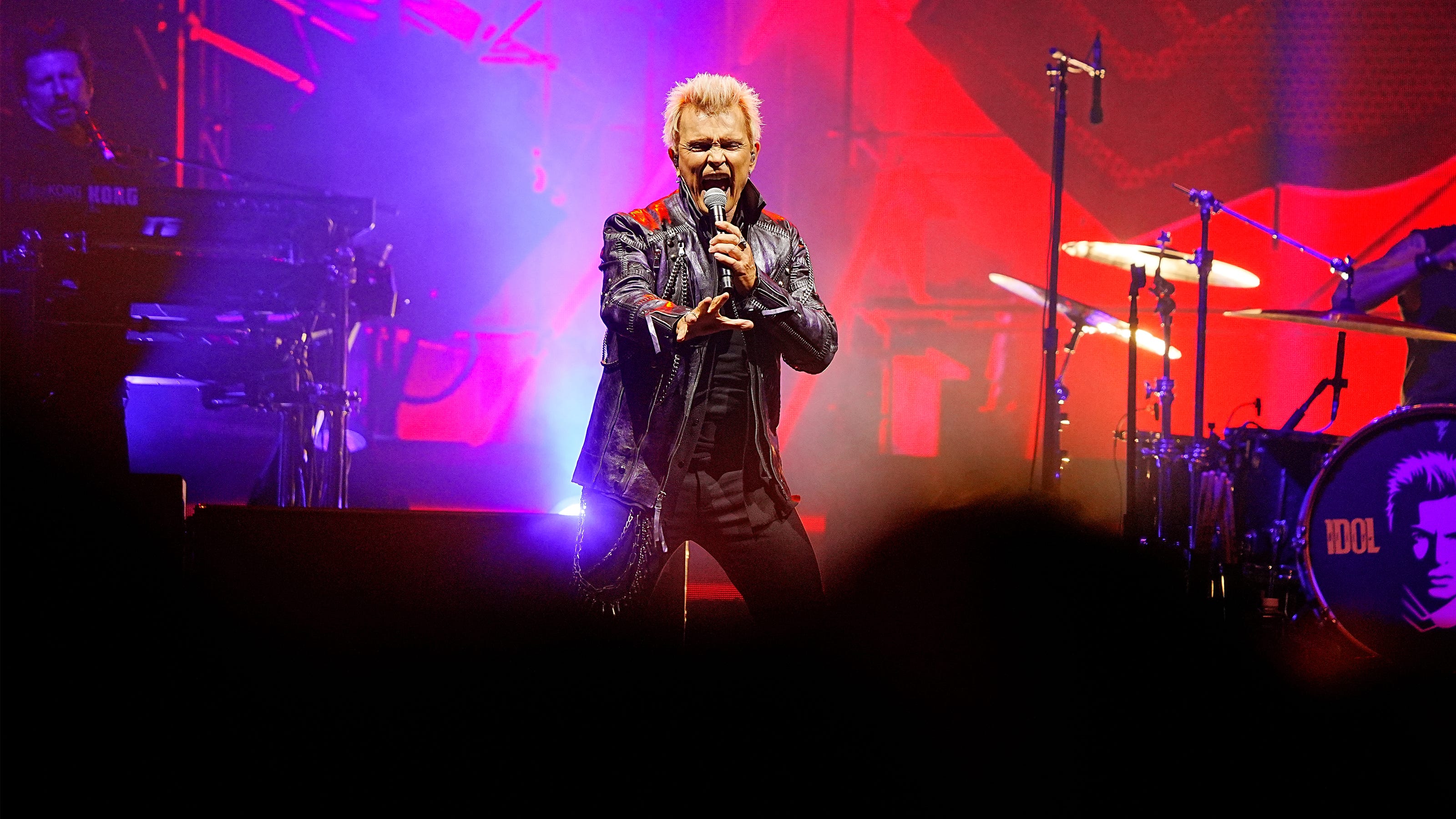 Concert Review: Billy Idol Delivers At Acrisure Arena