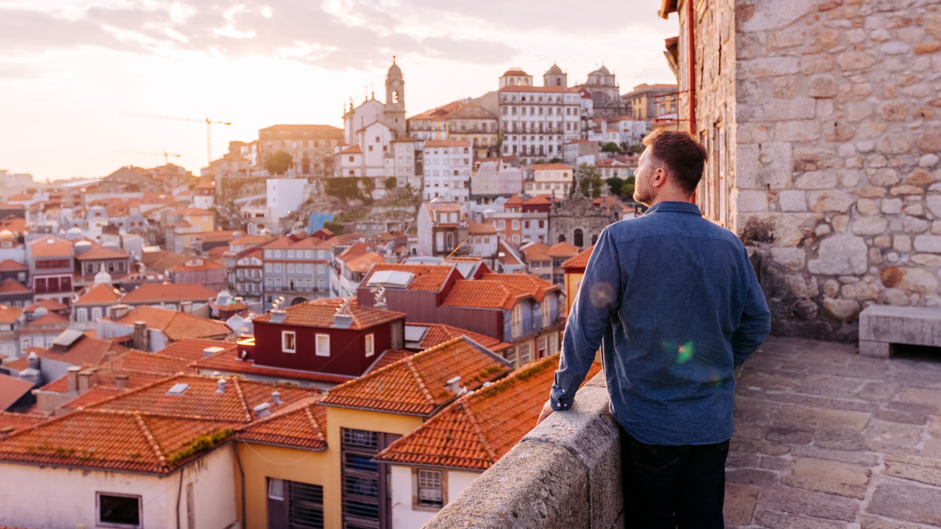 Escape The US? Survey Pinpoints The Most Desired Relocation Destination For Americans Escape The US? Survey Pinpoints The Most Desired Relocation Destination For Americans