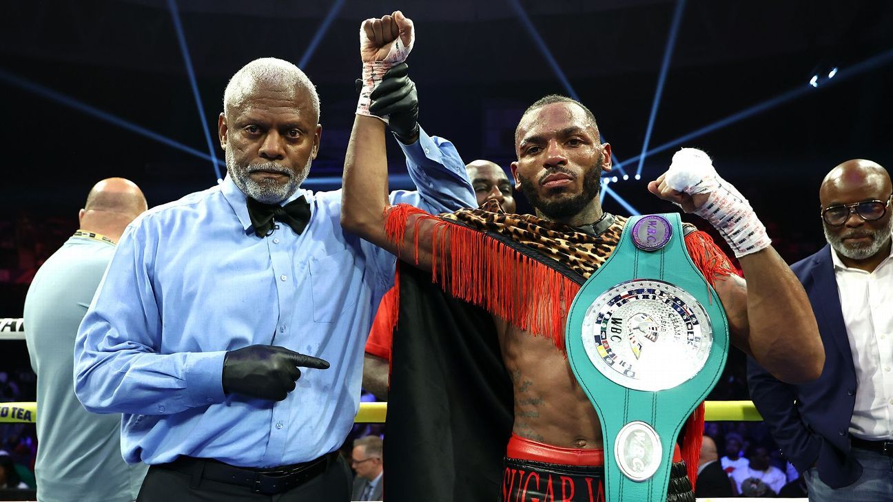 ESPN Boxing: Keyshawn Davis's Post-Fight Incident Following Brother's Loss