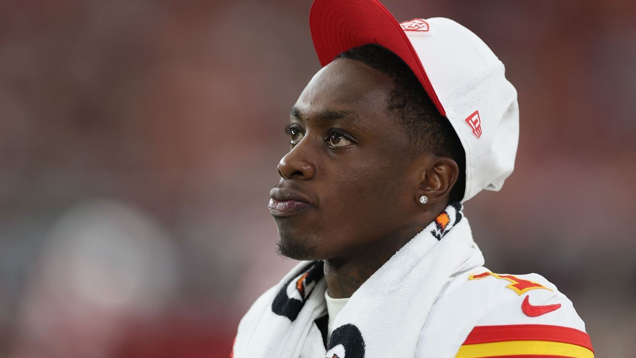 ESPN Confirms: Chiefs' Xavier Worthy Out For Giants Game Due To Shoulder