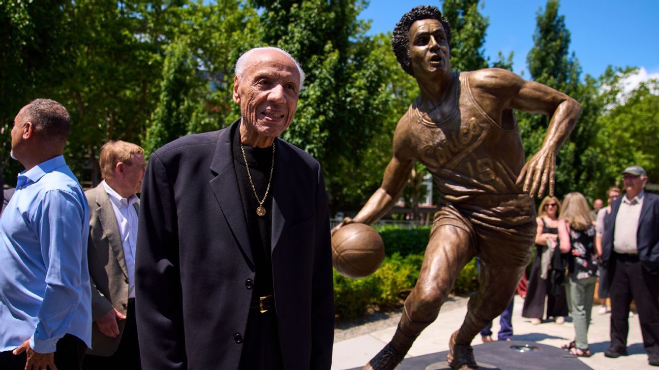 ESPN: Lenny Wilkens Receives Historic Statue At Climate Pledge Arena