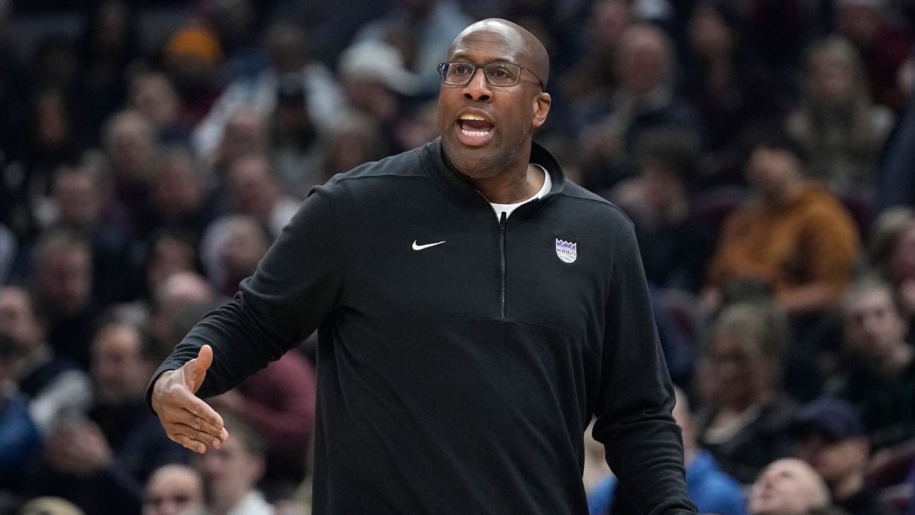 ESPN Reports: Knicks To Hold Coaching Interviews With Brown And Jenkins ESPN Reports: Knicks To Hold Coaching Interviews With Brown And Jenkins