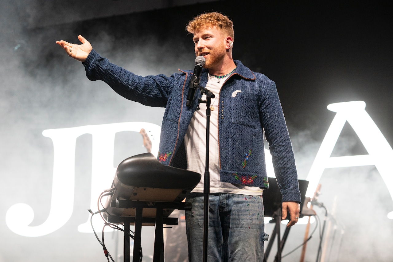 Financial Trouble? Grammy-Nominated Singer Cancels Tour, Blames Low Ticket Sales Financial Trouble? Grammy-Nominated Singer Cancels Tour, Blames Low Ticket Sales