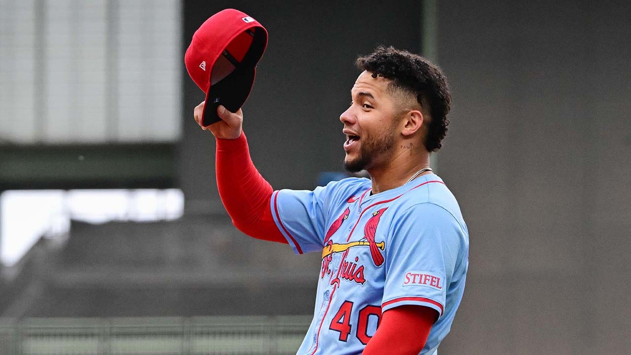 First Base Fury: Willson Contreras' Post-Collision Tirade Against Brewers Player First Base Fury: Willson Contreras' Post-Collision Tirade Against Brewers Player