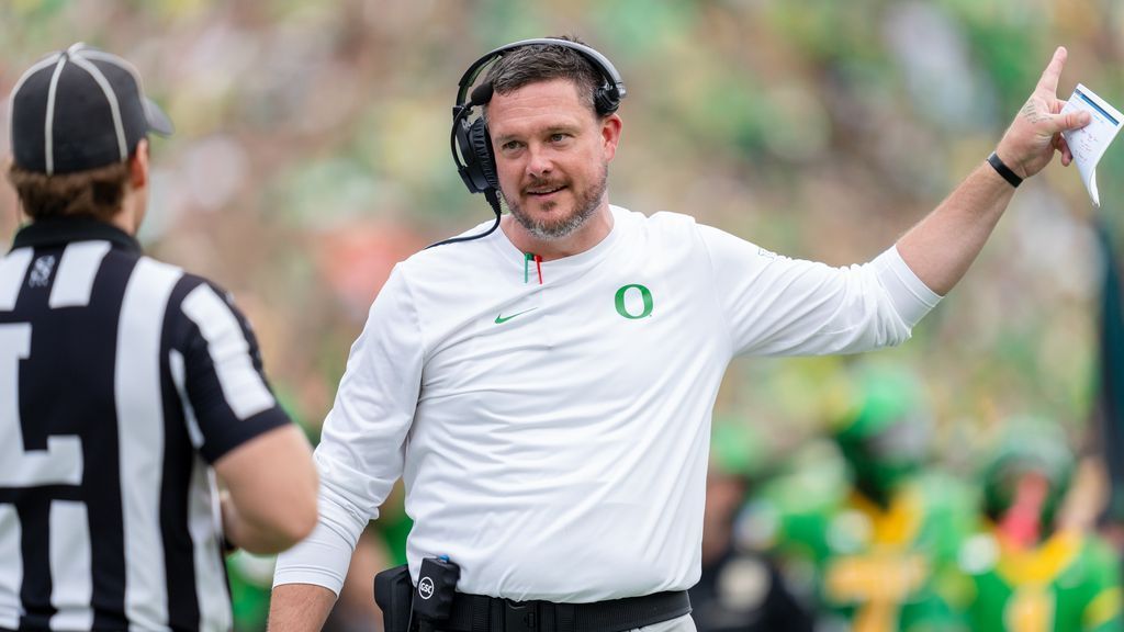 Gundy's Remarks Ignite Oregon's Fire: Ducks Dominate Cowboys In Upset Win Gundy's Remarks Ignite Oregon's Fire: Ducks Dominate Cowboys In Upset Win