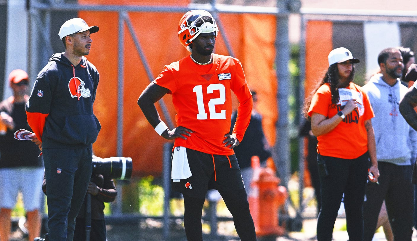 How Shedeur Sanders Balanced Football And Father's Illness How Shedeur Sanders Balanced Football And Father's Illness