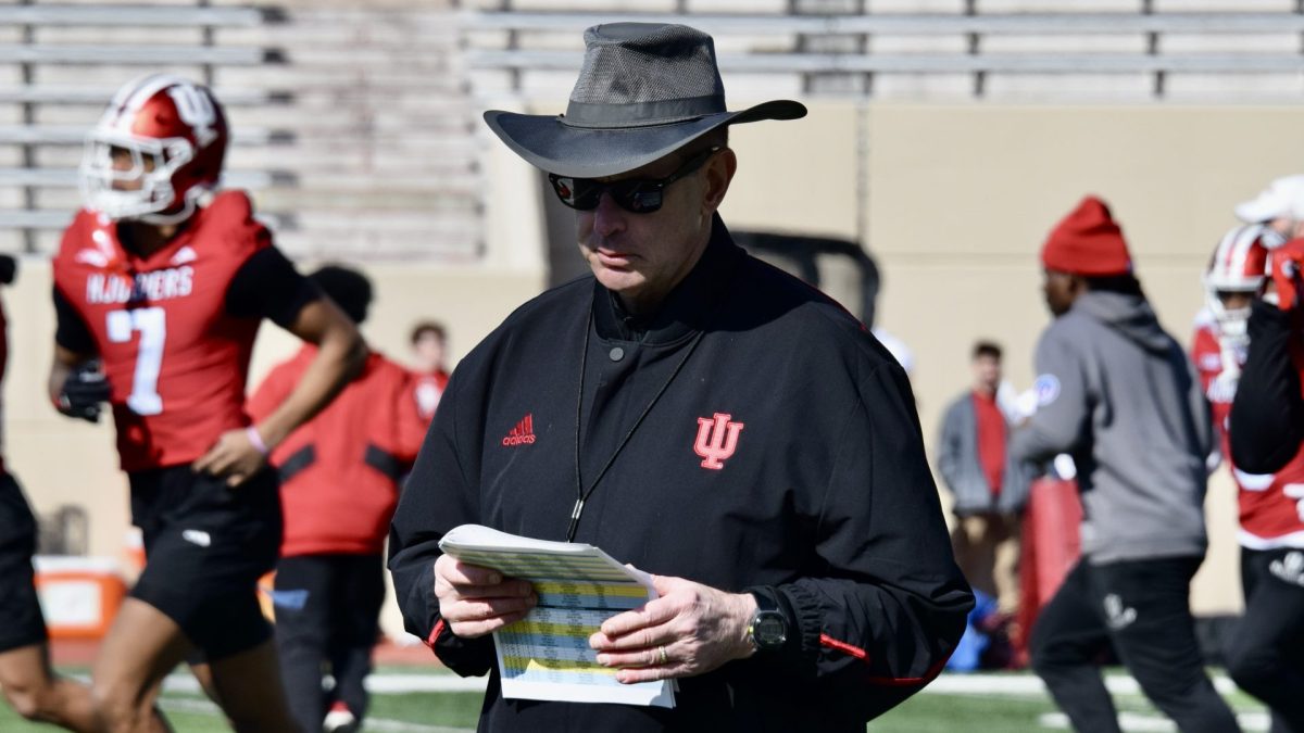 Indiana Hoosiers Defense: Addressing Quarterback Run Issues Indiana Hoosiers Defense: Addressing Quarterback Run Issues
