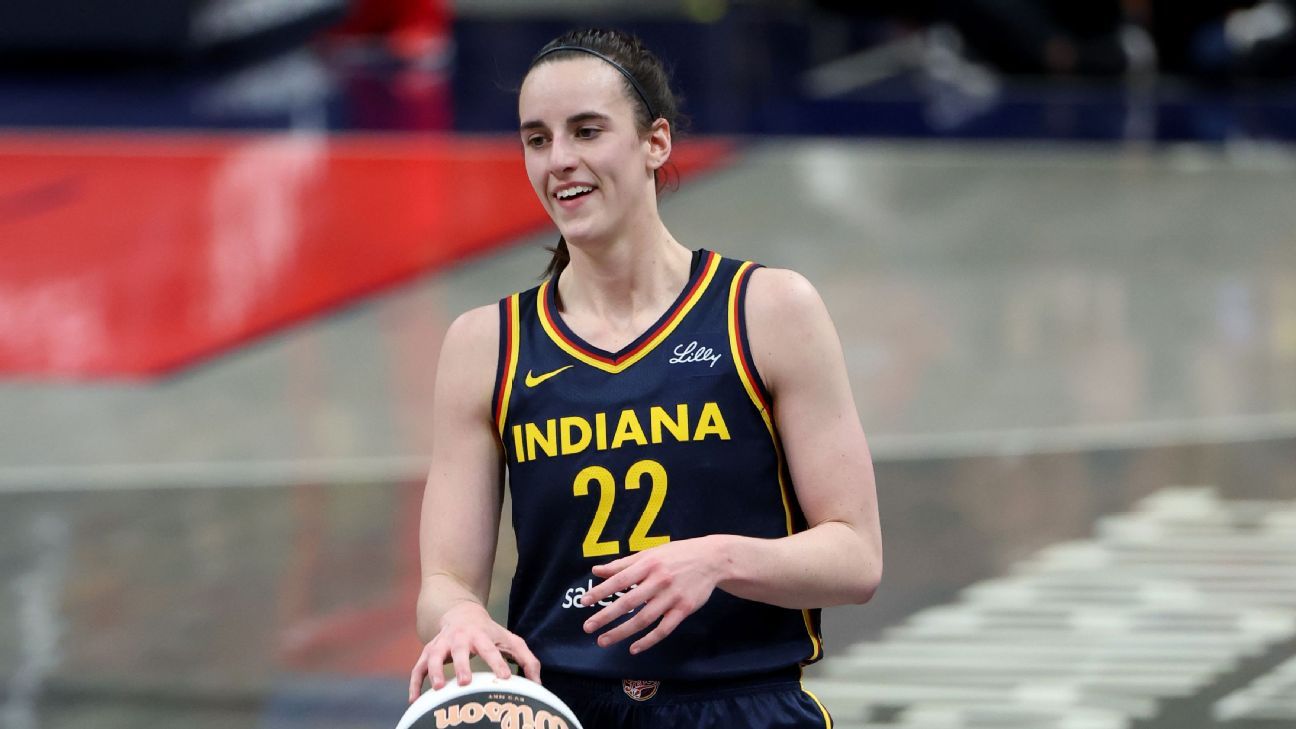 Iowa Hawkeyes' Caitlin Clark Unveils Exclusive Nike Kobe V Edition Sneakers