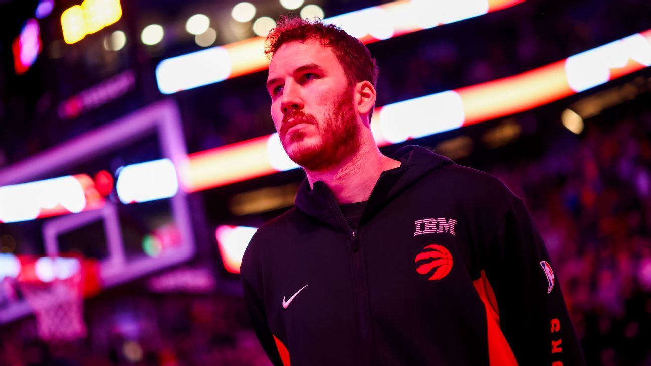 Jakob Poeltl Agrees To $104M Extension With Raptors: Sources