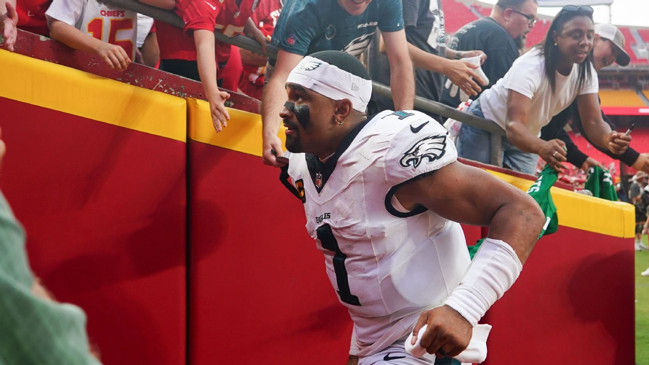 Jalen Hurts Outduels Patrick Mahomes As Eagles Edge Chiefs In Re-Match