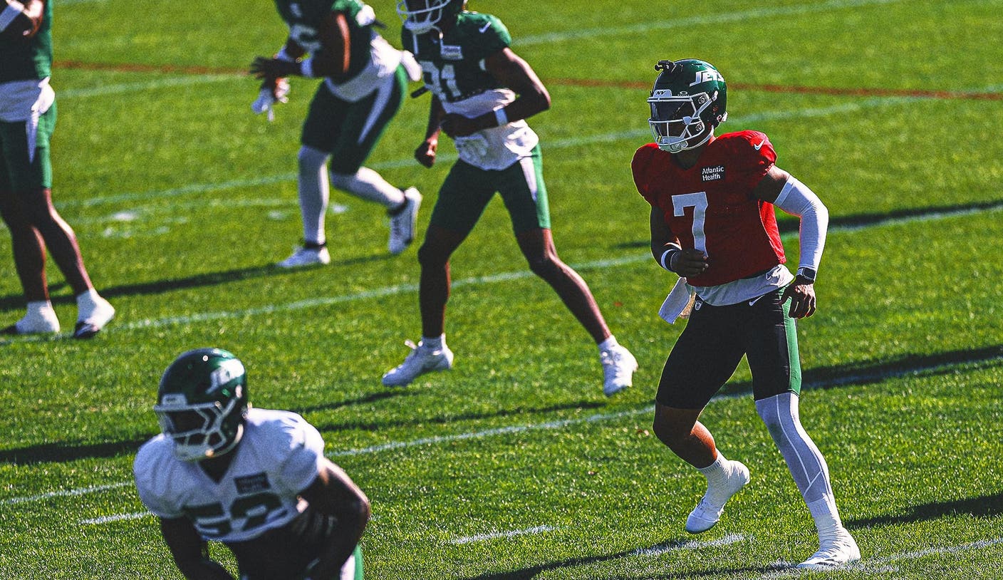 Jets QB Justin Fields Back In Team Drills: 2025 NFL Offseason News