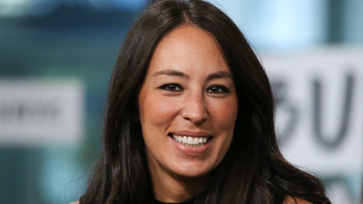 Joanna Gaines' Children And Husband Make Rare Appearance In Latest Video Joanna Gaines' Children And Husband Make Rare Appearance In Latest Video