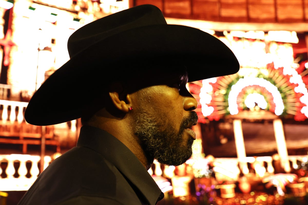 Jon Jones Storms Out Of Interview After Aspinall Question