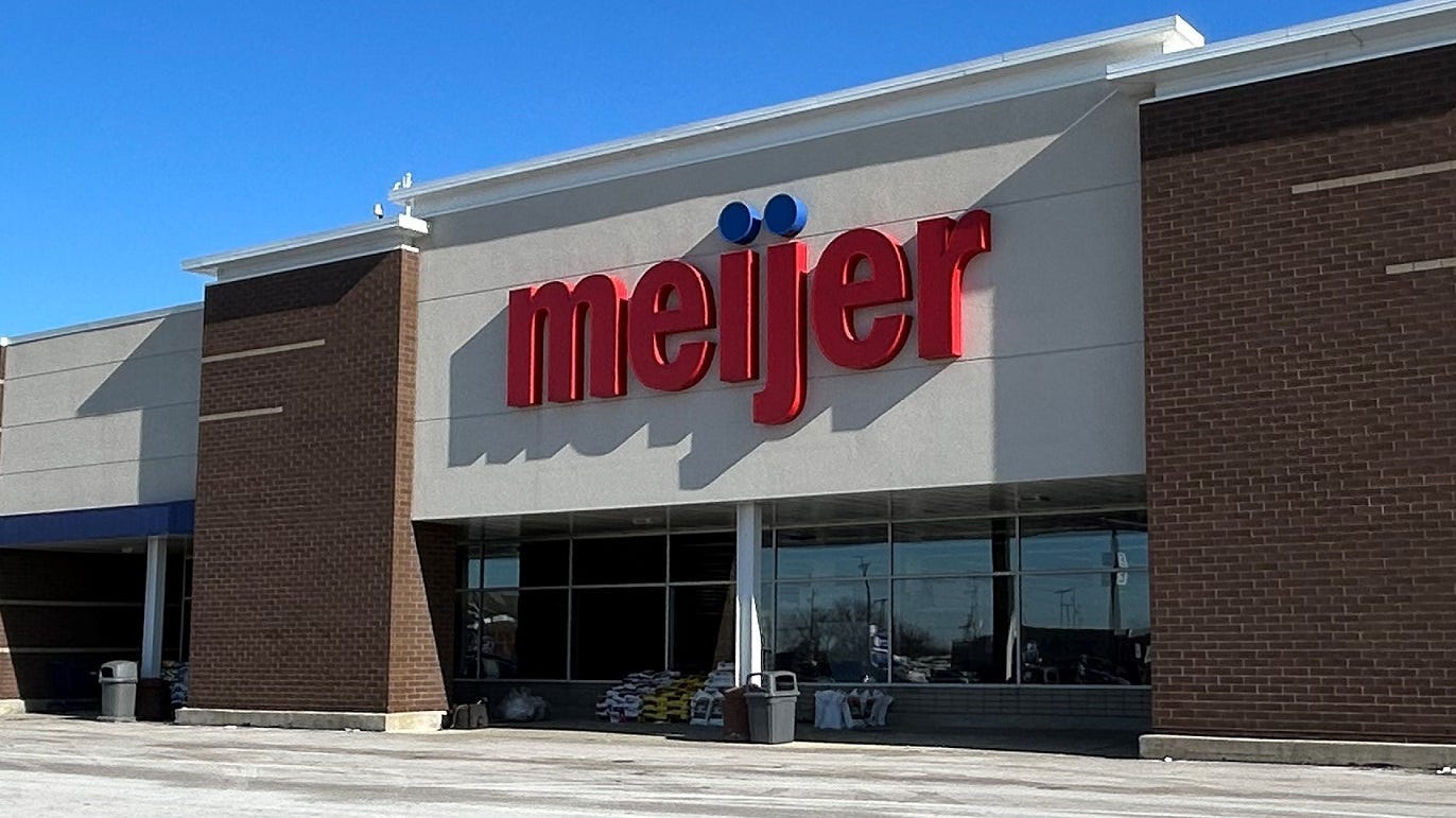 July 4th Grocery Shopping: Store Hours For Kroger, Publix, Meijer, And Others July 4th Grocery Shopping: Store Hours For Kroger, Publix, Meijer, And Others