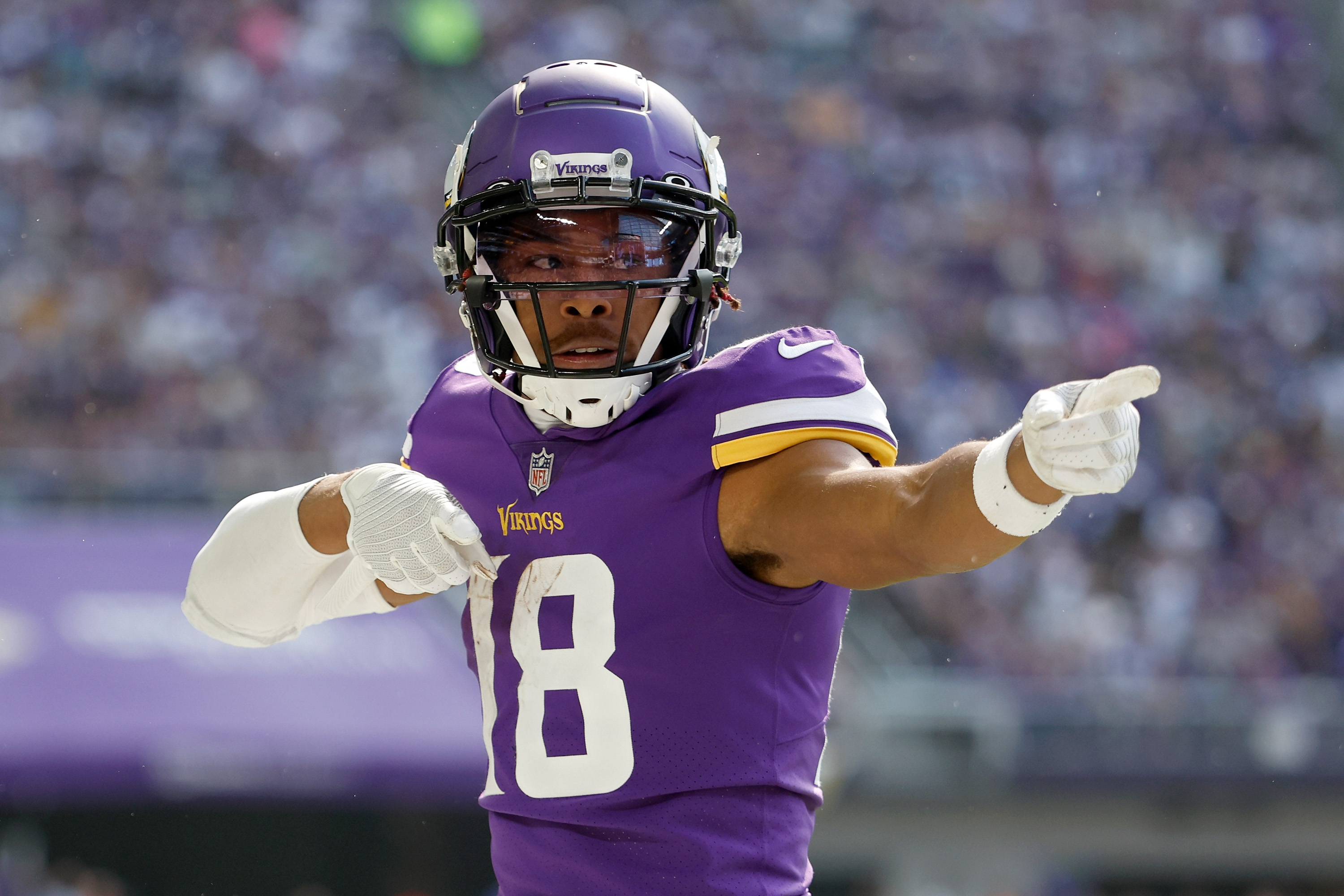 Justin Jefferson Vs. Randy Moss: A Legacy In The Making? Justin Jefferson Vs. Randy Moss: A Legacy In The Making?