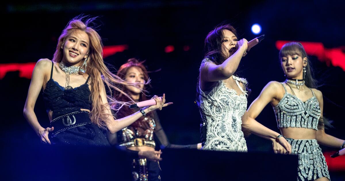 K-Pop Sensation Blackpink Delivers Explosive Performance At SoFi Stadium K-Pop Sensation Blackpink Delivers Explosive Performance At SoFi Stadium