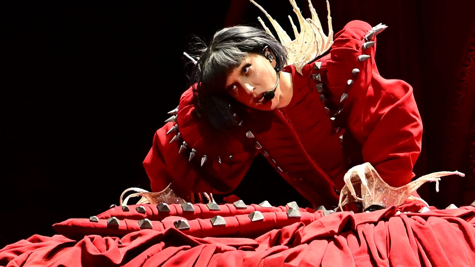 Lady Gaga's Mayhem Ball Tour Opens With A Powerful Show Lady Gaga's Mayhem Ball Tour Opens With A Powerful Show