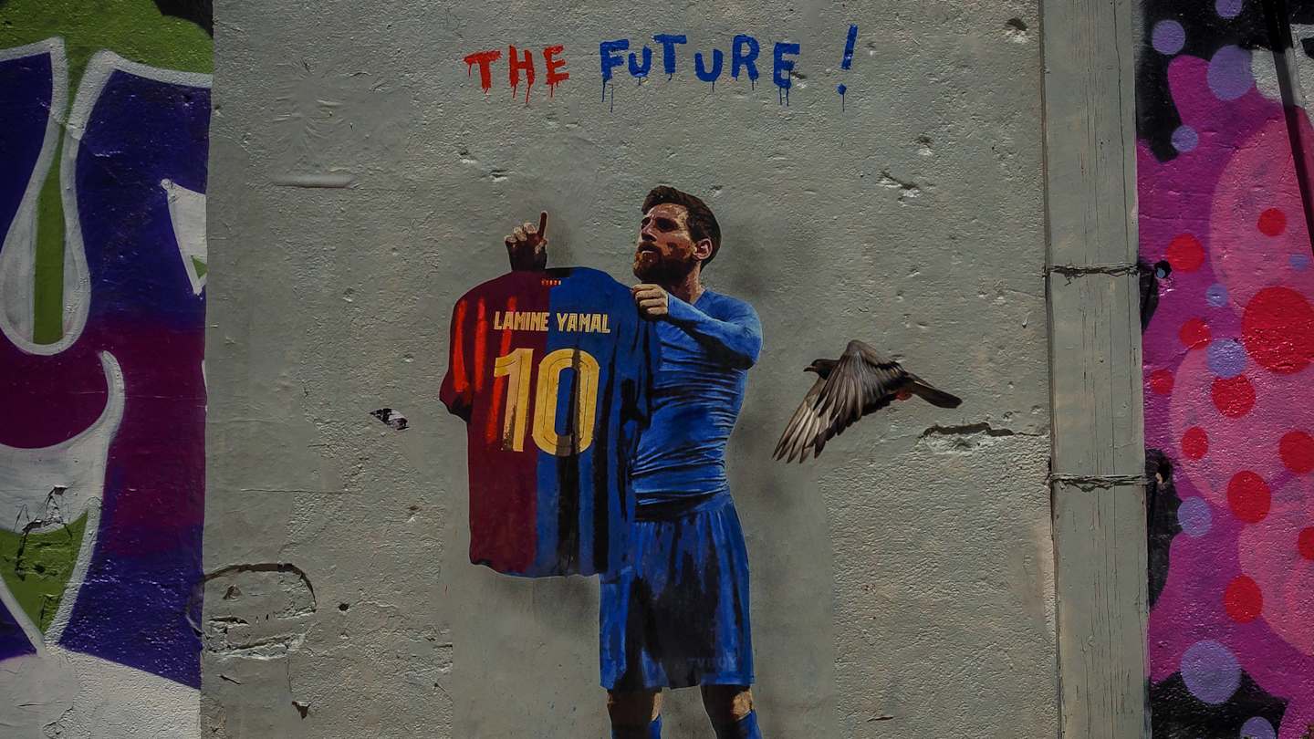Lamine Yamal Follows In Messi's Footsteps:  Barcelona's New Number Seven