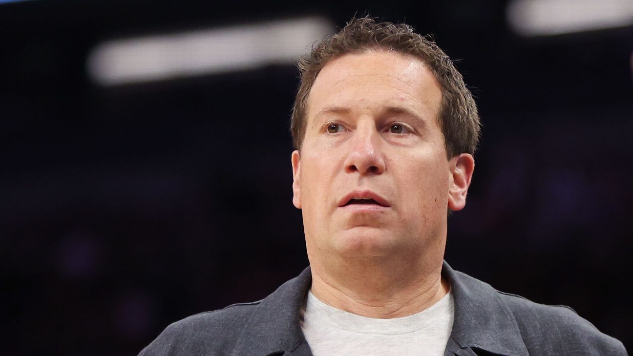 Legal Battle Erupts: Minority Owners Sue Phoenix Suns Owner Mat Ishbia Legal Battle Erupts: Minority Owners Sue Phoenix Suns Owner Mat Ishbia