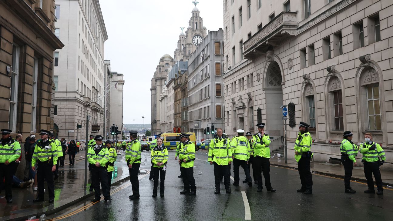 Liverpool Celebrations Turn Tense: Collision At Parade Leads To Arrest Liverpool Celebrations Turn Tense: Collision At Parade Leads To Arrest