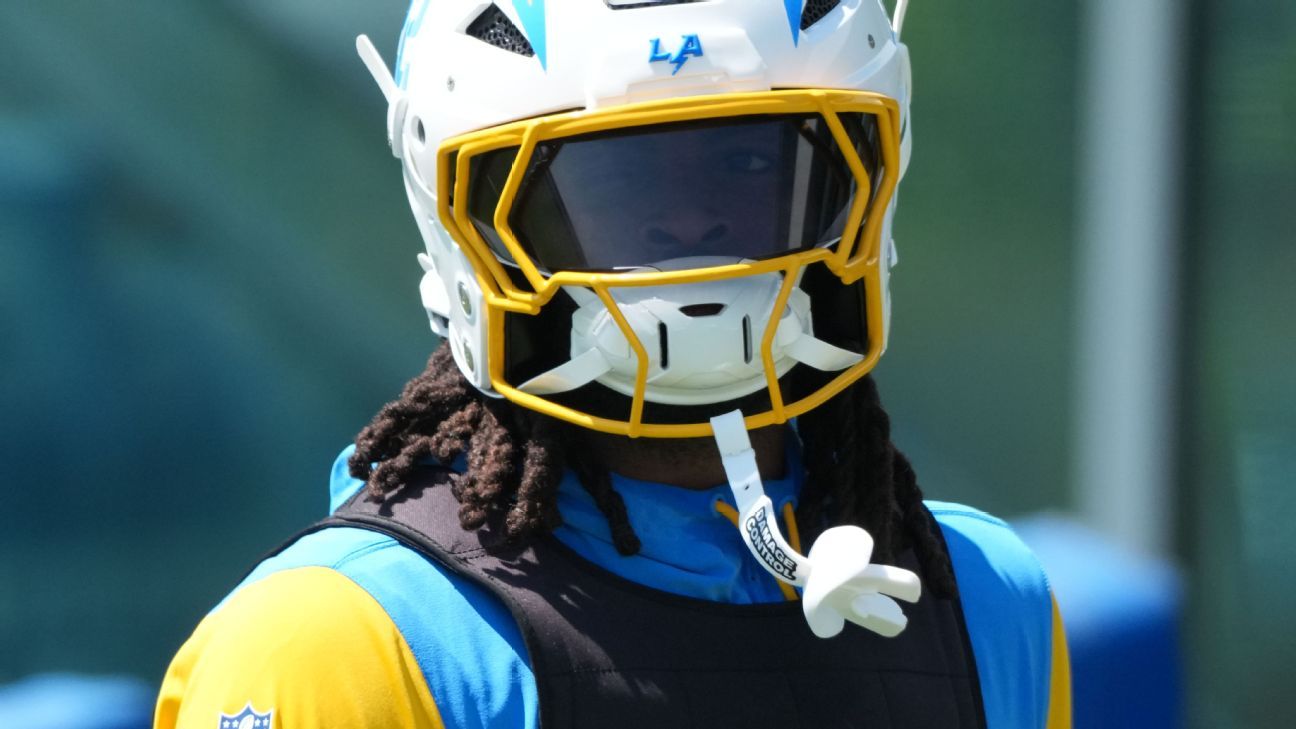 Los Angeles Chargers RB Najee Harris Suffers Season-Ending Injury