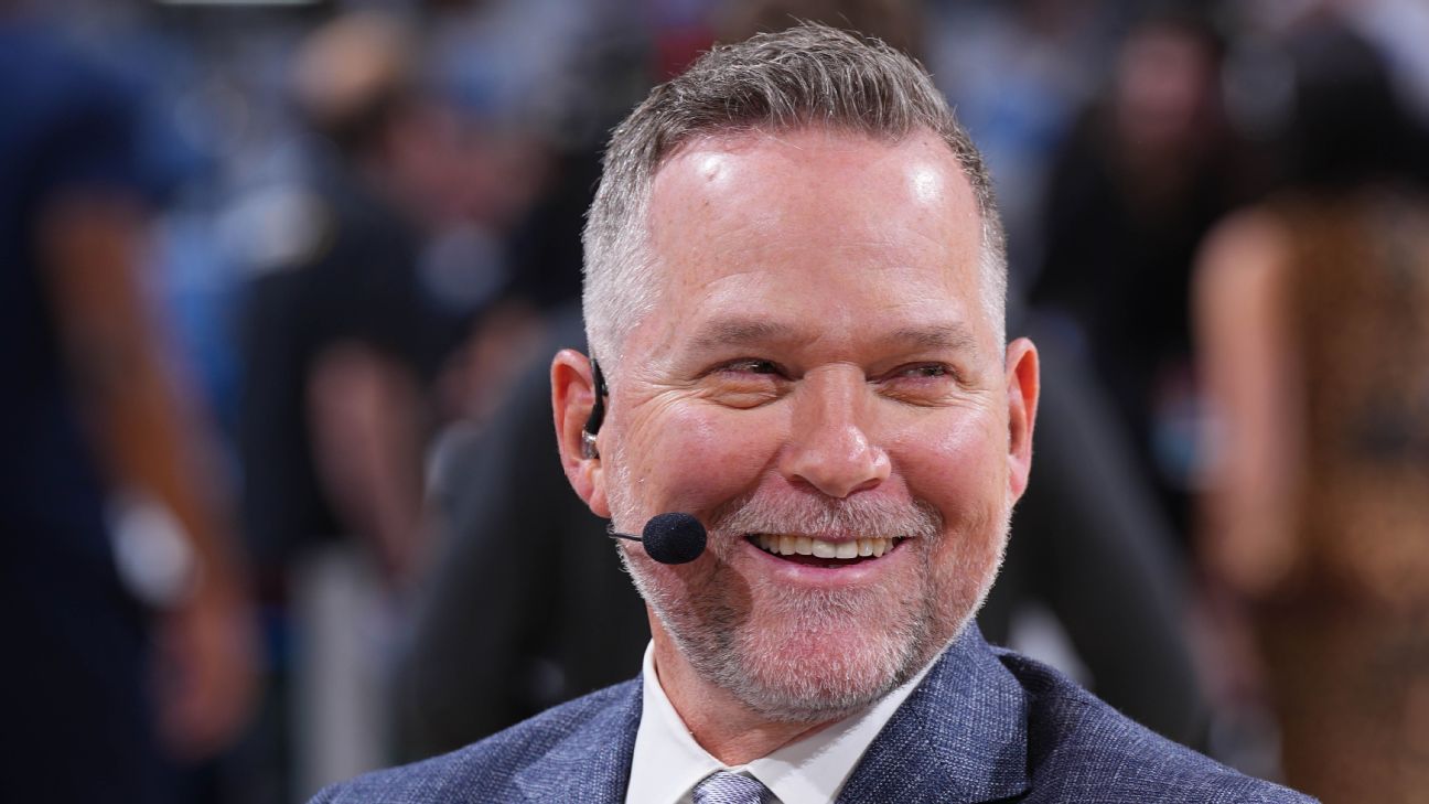 Malone: Jokic, Not Gilgeous-Alexander, Is My MVP Pick Malone: Jokic, Not Gilgeous-Alexander, Is My MVP Pick
