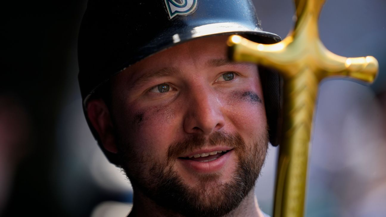 Mariners Catcher Cal Raleigh Sets New All-Star Break HR Record For Catchers Mariners Catcher Cal Raleigh Sets New All-Star Break HR Record For Catchers
