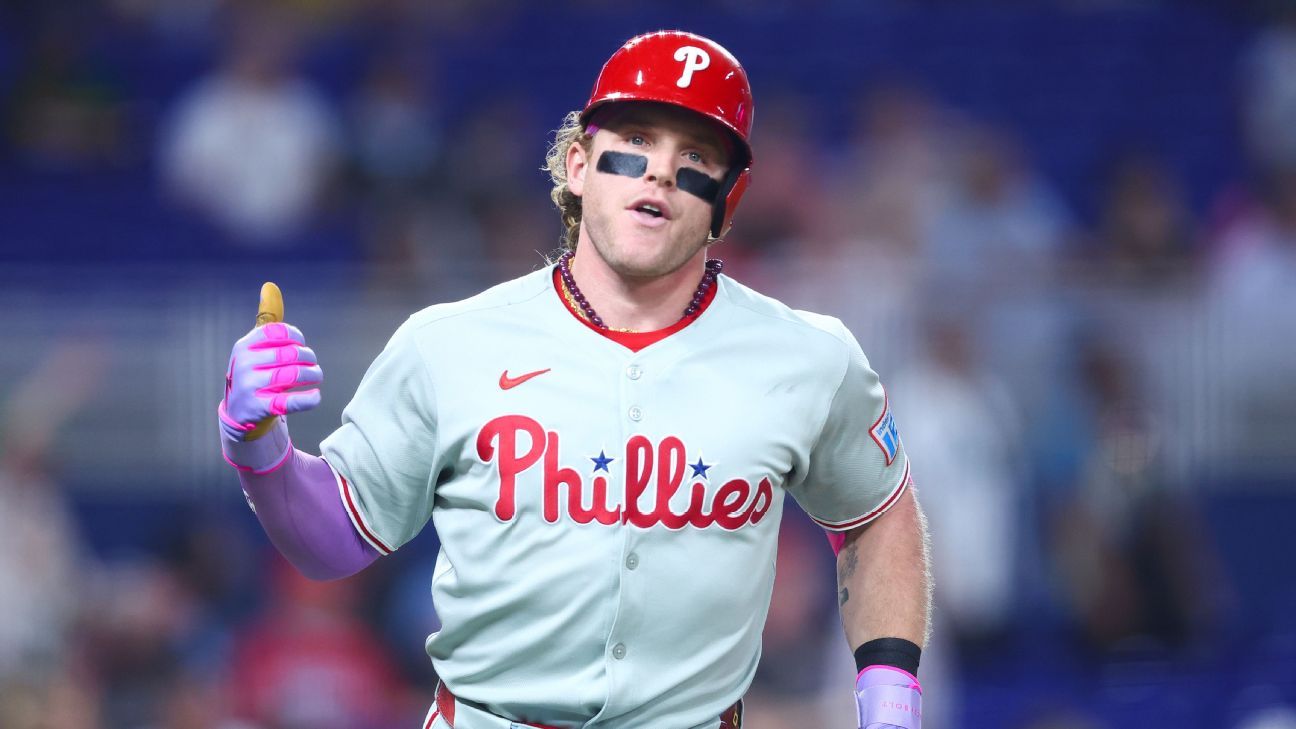MLB Fans Unite: Youngster's Stolen Home Run Ball Inspires Kindness MLB Fans Unite: Youngster's Stolen Home Run Ball Inspires Kindness