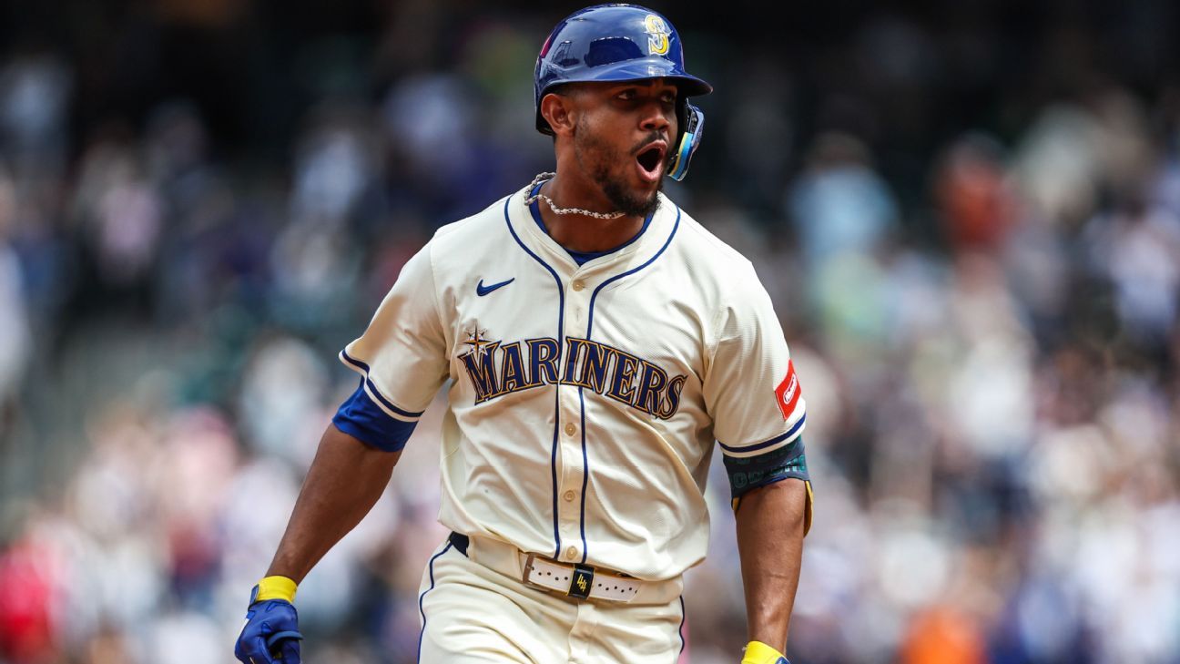 MLB History Made: Julio Rodríguez's Unprecedented Fourth Straight 20-20 Season MLB History Made: Julio Rodríguez's Unprecedented Fourth Straight 20-20 Season