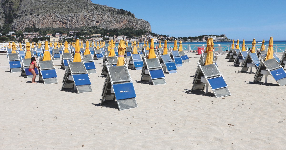 Morte A Palermo: Incidente Mortale Coinvolge Un Gommone Morte A Palermo: Incidente Mortale Coinvolge Un Gommone