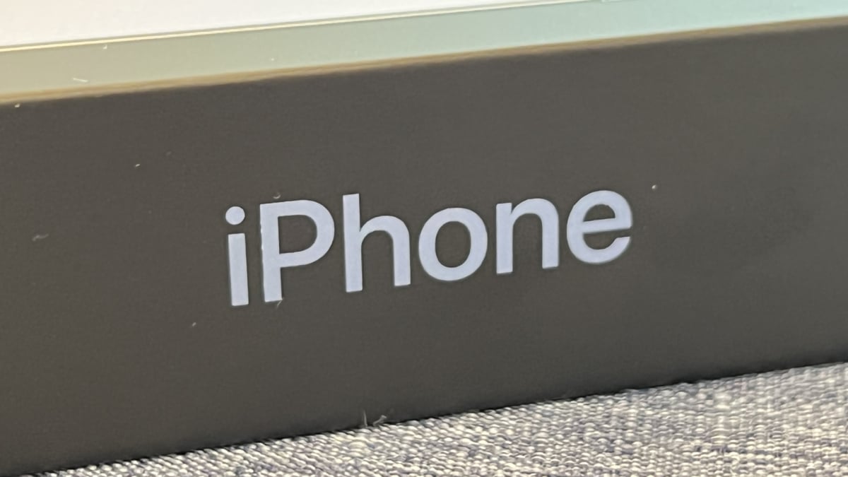 New IPhone 17 Pro And IPhone 17 Air Leak: A Closer Look At The Black Models New IPhone 17 Pro And IPhone 17 Air Leak: A Closer Look At The Black Models