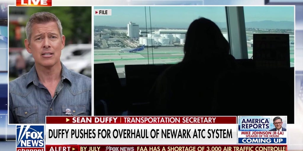 Newark Airport Slowdowns: Sec. Duffy's Air Traffic Control Overhaul Push