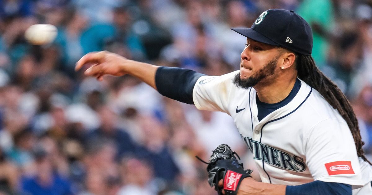 Padres Overcome Early Mariners Lead For Hard-Fought Win Padres Overcome Early Mariners Lead For Hard-Fought Win