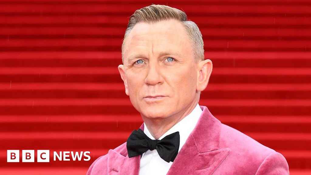 Peaky Blinders' Steven Knight Confirmed As Writer For Upcoming James Bond Movie Peaky Blinders' Steven Knight Confirmed As Writer For Upcoming James Bond Movie