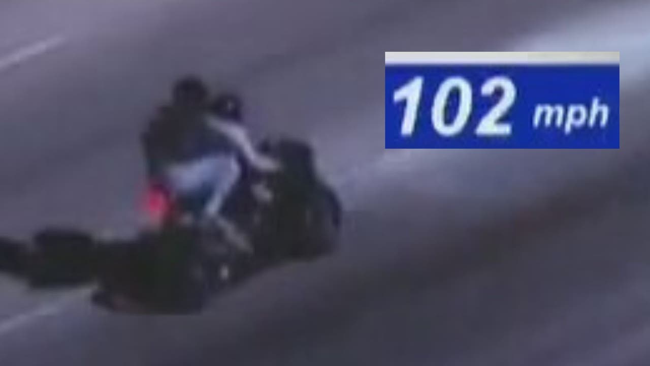 Reckless Rider: LA Police Engage In Intense Motorcycle Pursuit Reckless Rider: LA Police Engage In Intense Motorcycle Pursuit
