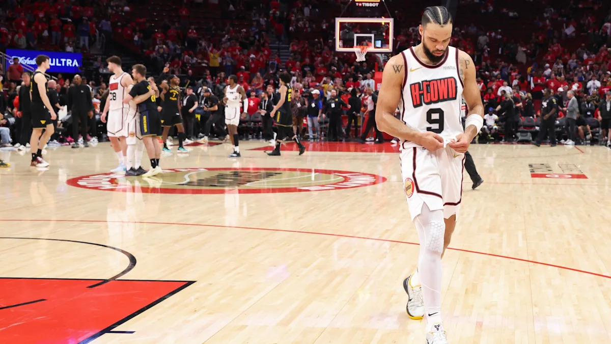 Rockets Focused On Antetokounmpo Acquisition;  Booker, Durant, Zion Trades Off The Table