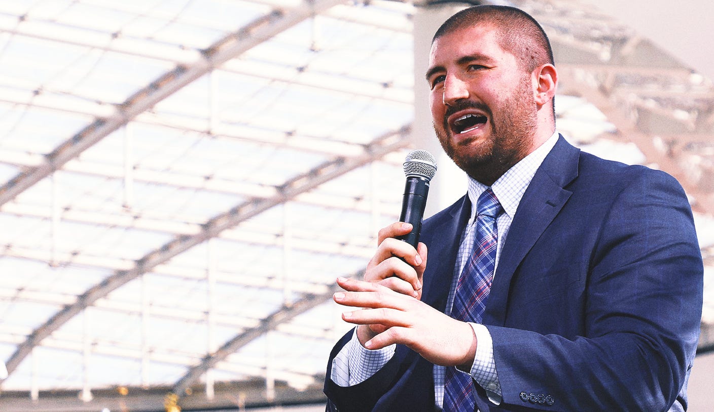 Scrutiny Leads To JC Tretter's Resignation From NFLPA Scrutiny Leads To JC Tretter's Resignation From NFLPA
