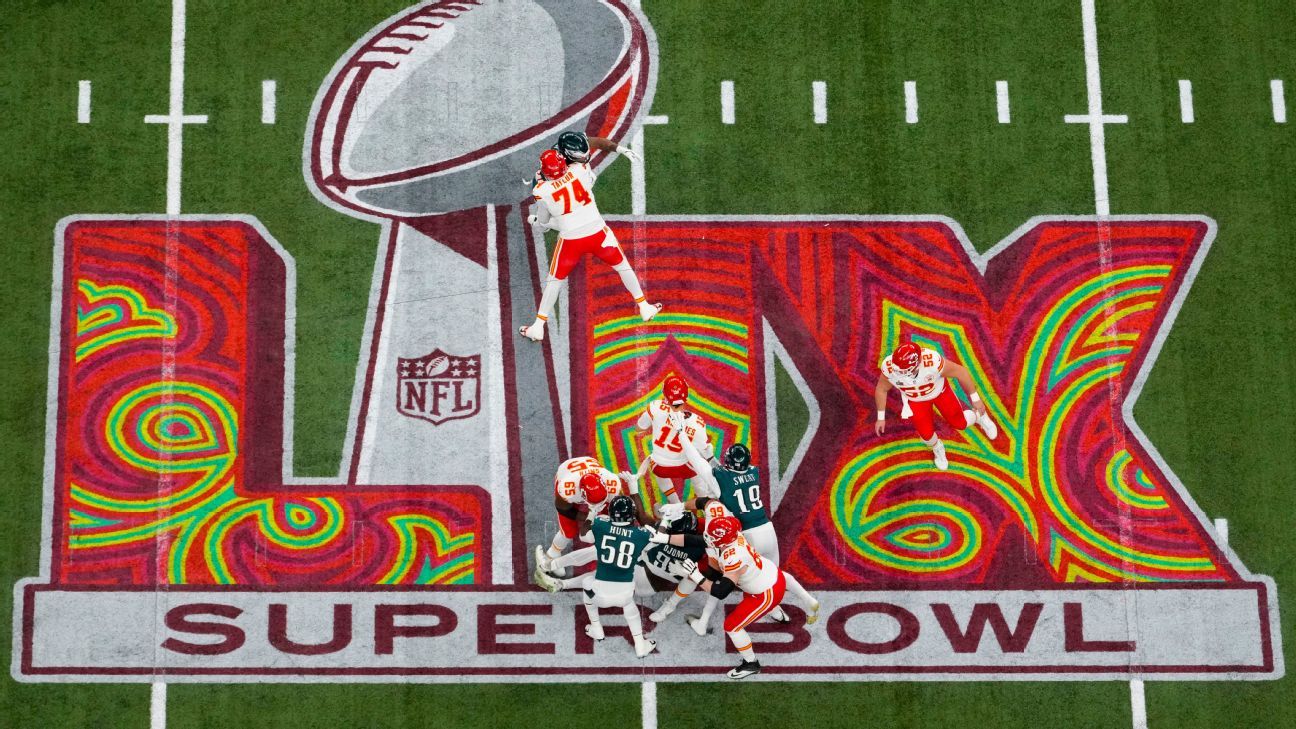 Source: Hundreds Of NFL Players Under Investigation For Super Bowl Tickets Source: Hundreds Of NFL Players Under Investigation For Super Bowl Tickets