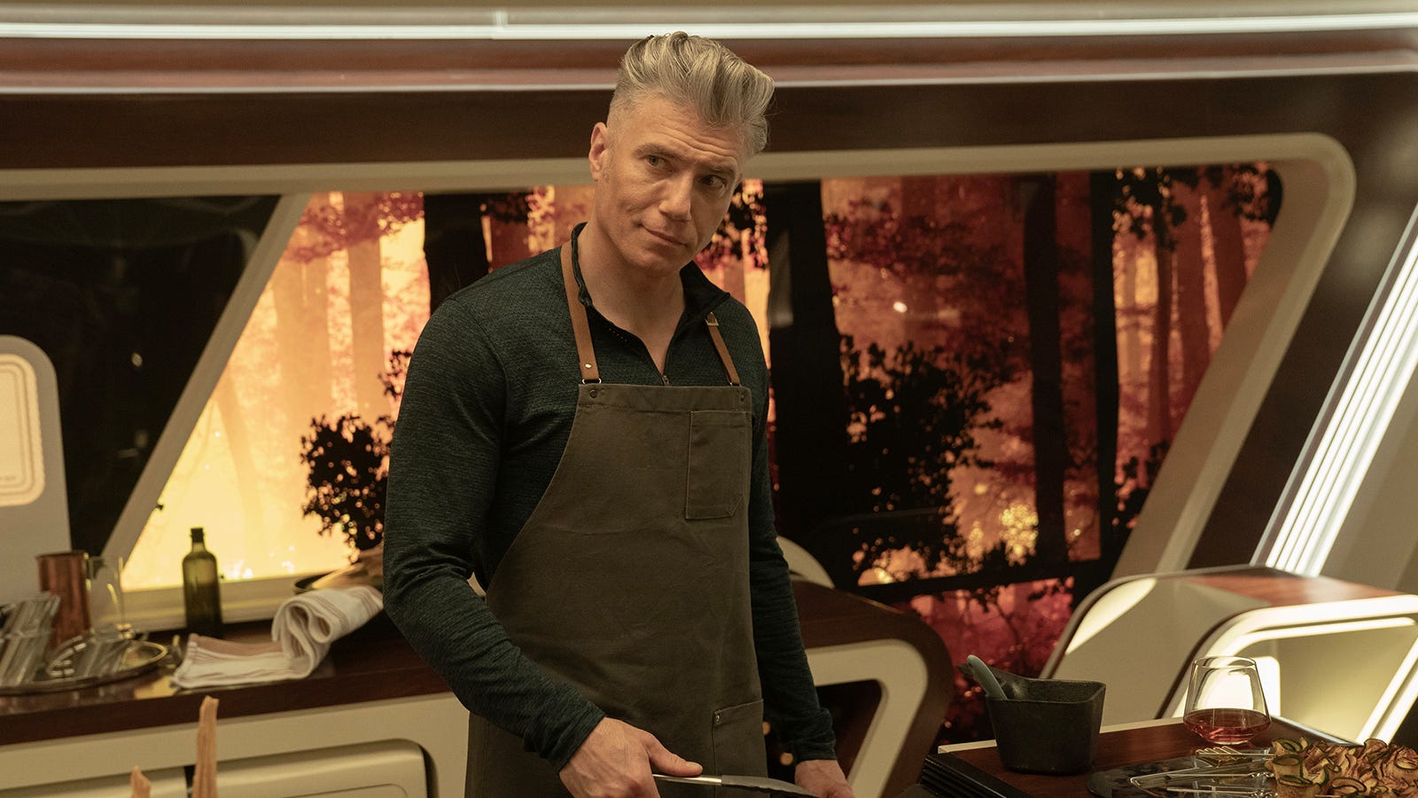 Star Trek: Strange New Worlds: Anson Mount Reflects On Pike's Season 3 Arc