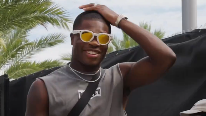 Style And Substance: Top NFL Week 1 Player Arrivals And Tunnel Looks Style And Substance: Top NFL Week 1 Player Arrivals And Tunnel Looks
