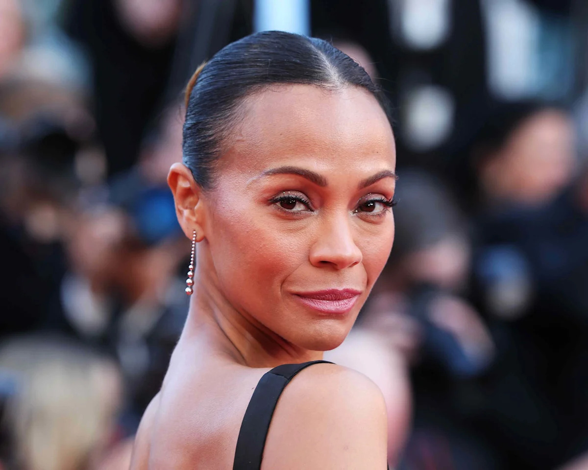 The Cutout And Puff Sleeve Trend: Inspired By Zoe Saldana's Daring Dress