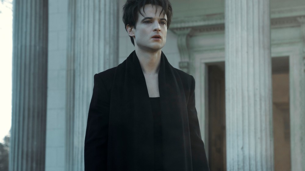 The Sandman Finale: Showrunner On Dream's Ending, Recasting, And Season 3 Hopes The Sandman Finale: Showrunner On Dream's Ending, Recasting, And Season 3 Hopes